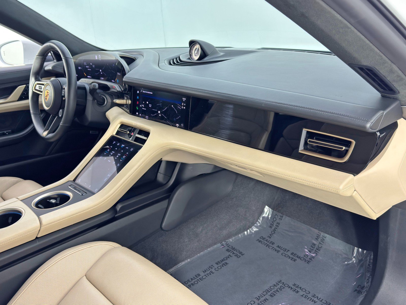 Used 2020 Porsche Taycan Turbo w/ Premium Package image 15