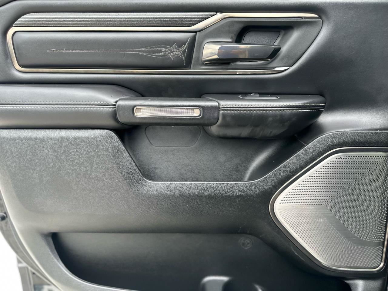 Used 2020 RAM 1500 Limited RWD image 15