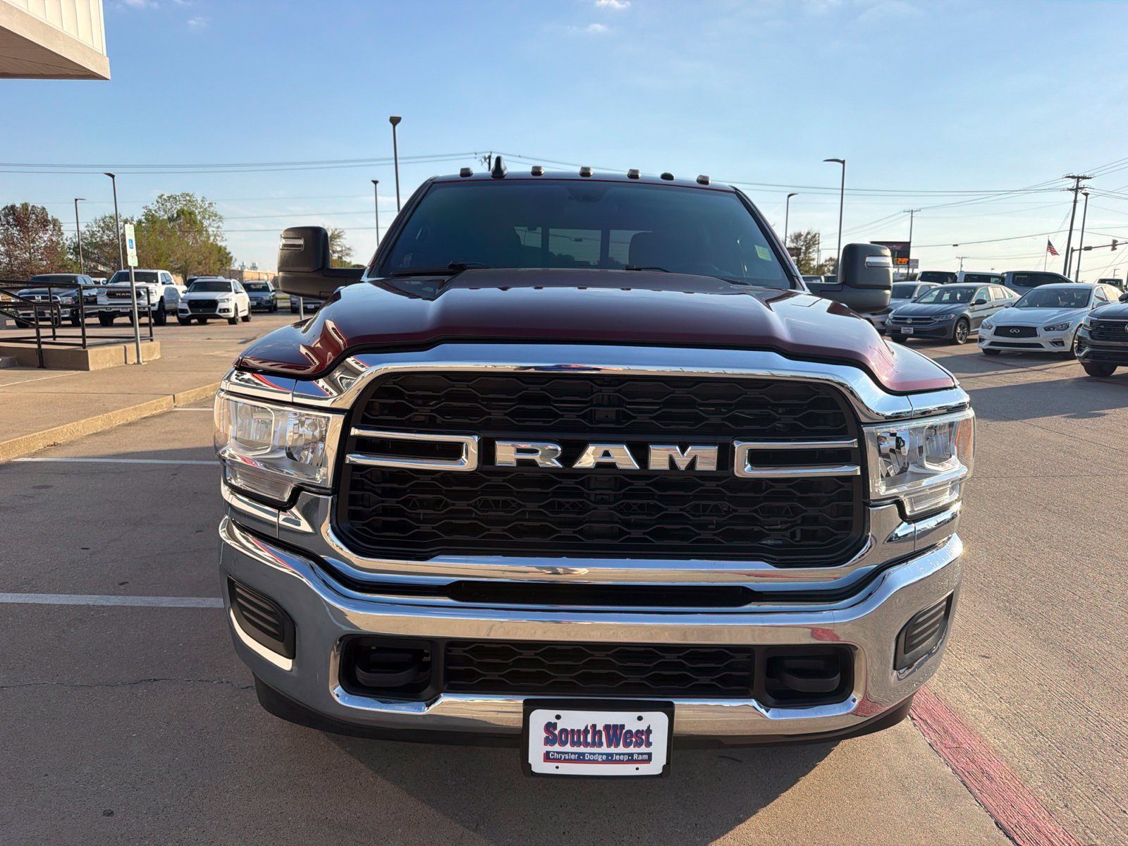 Used 2024 RAM 3500 Tradesman w/ Chrome Appearance Group AWD/4WD image 2