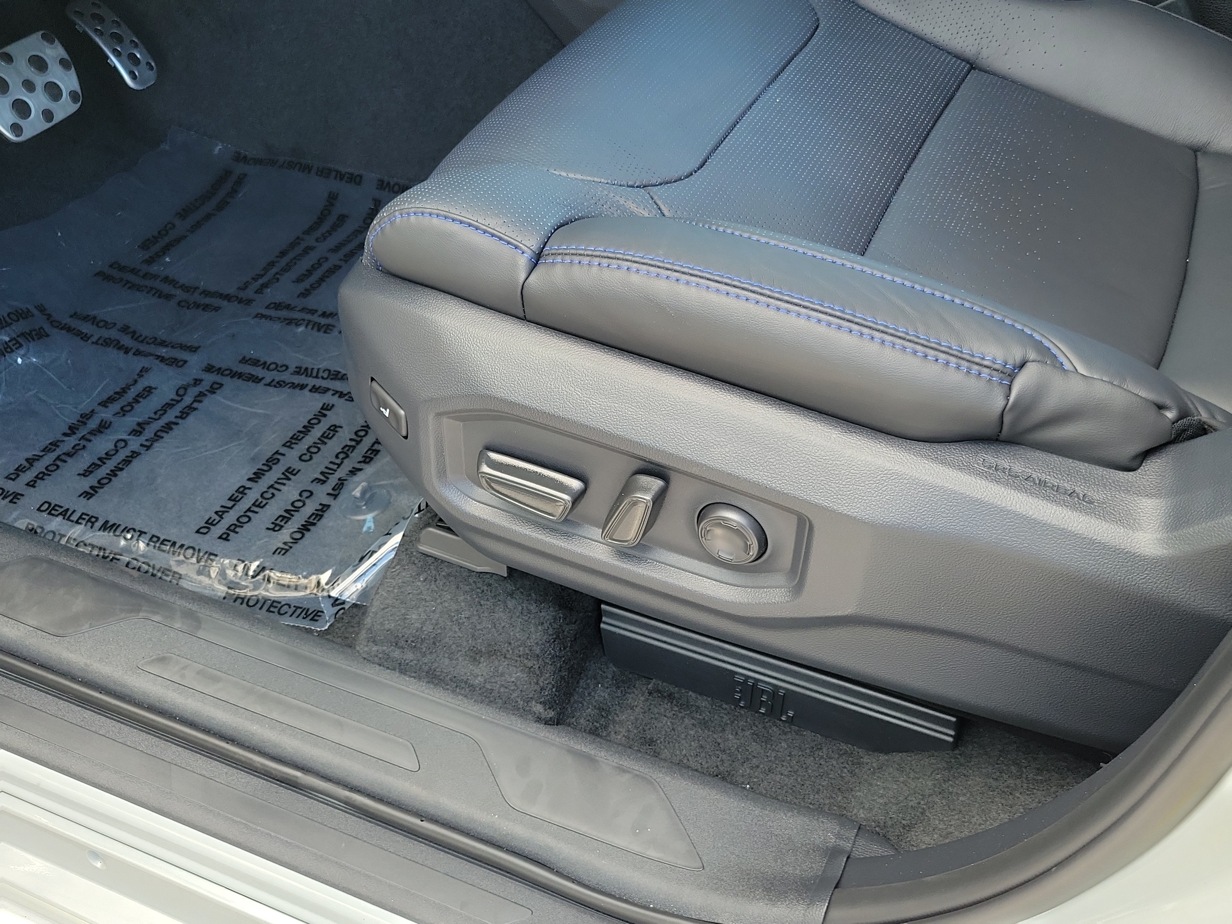New 2026 Toyota Tundra Platinum AWD/4WD image 23