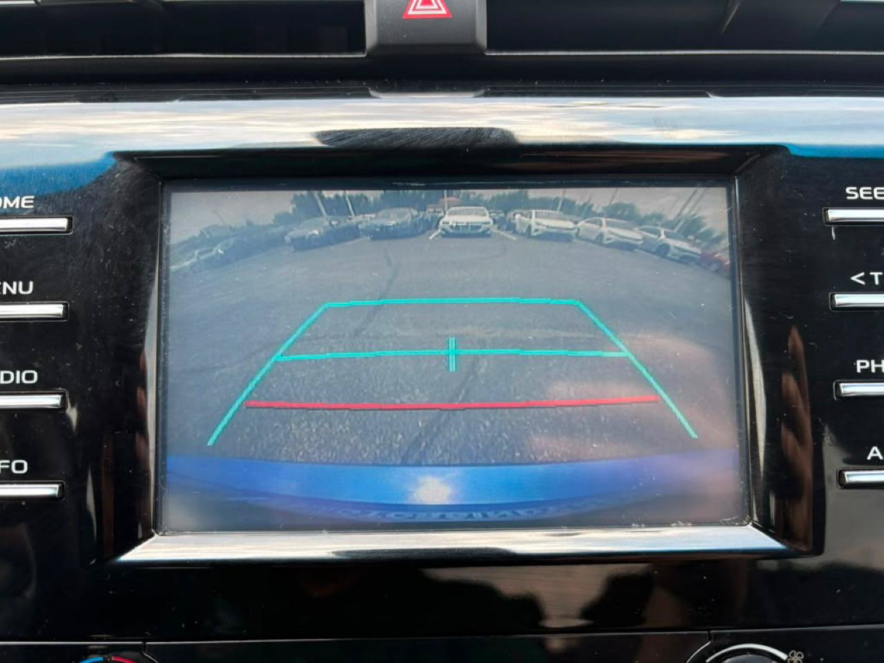 Used 2018 Toyota Camry SE w/ Moonroof Package FWD image 32