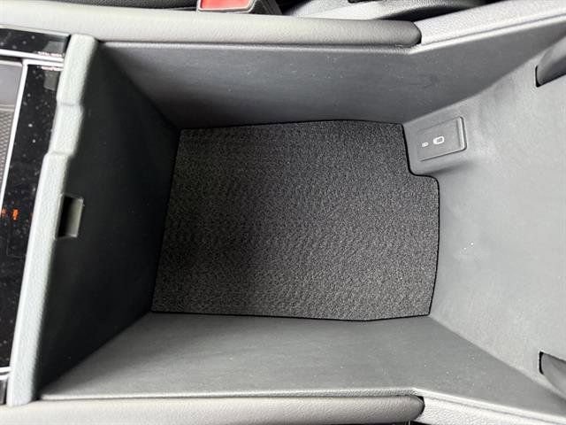 New 2025 Volkswagen Atlas Cross Sport SEL Premium R-Line image 28