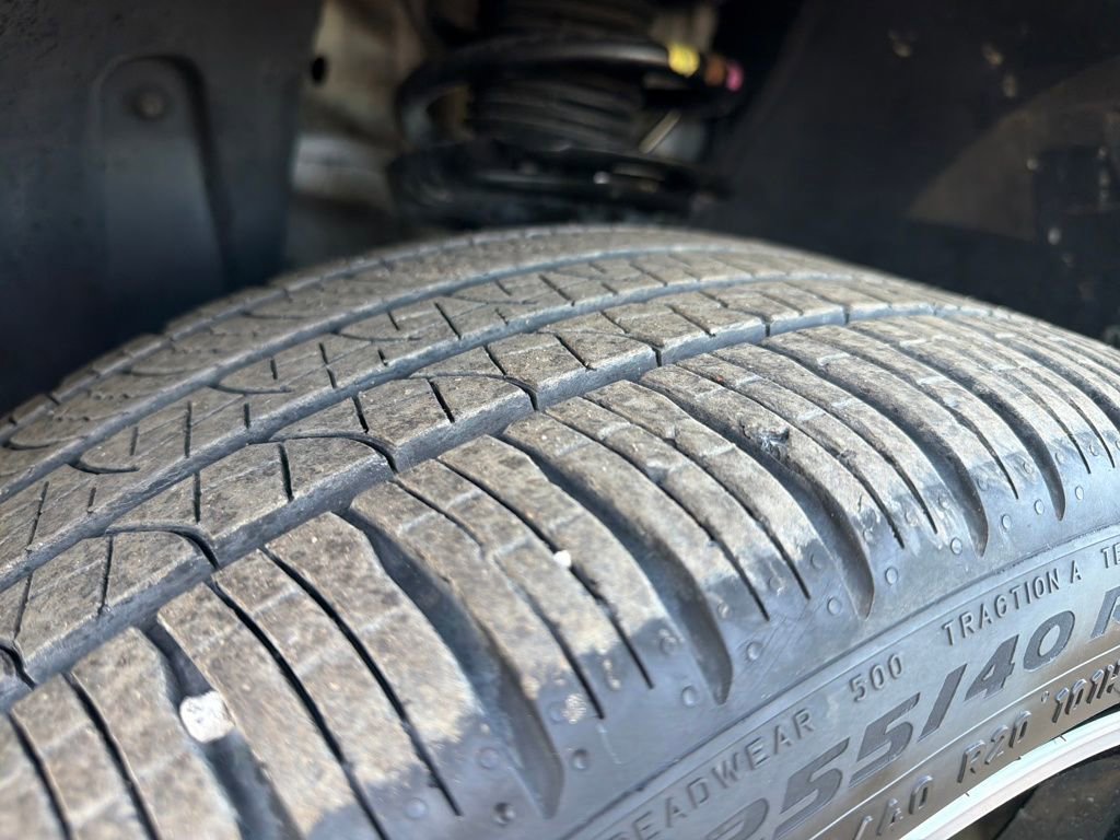 Used 2023 Volkswagen Tiguan SEL R-Line image 32