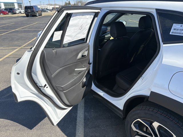 New 2026 Chevrolet Trax RS image 24