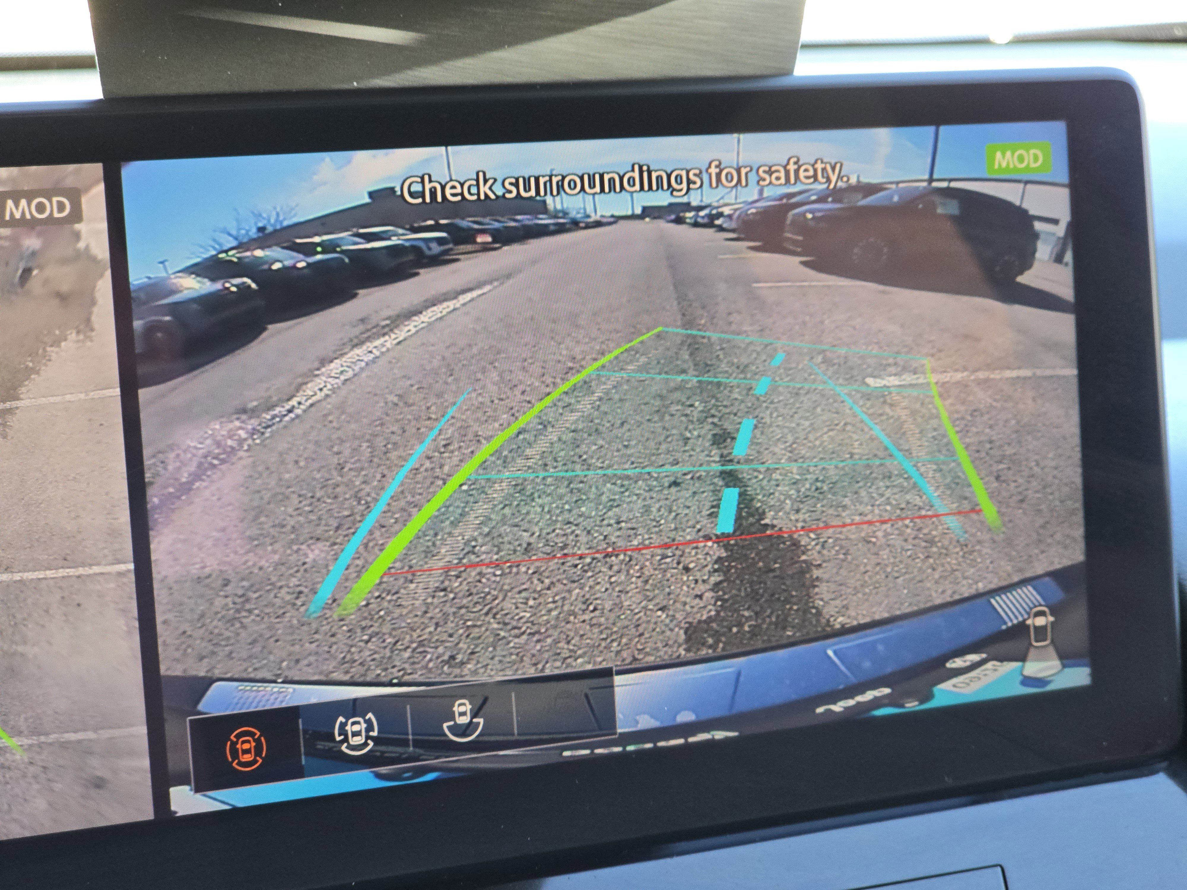 Used 2025 Nissan Rogue SL image 15