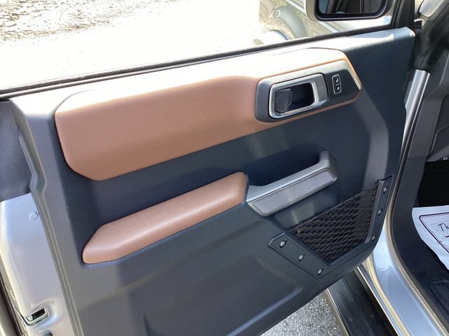 Used 2023 Ford Bronco Outer Banks AWD/4WD image 11