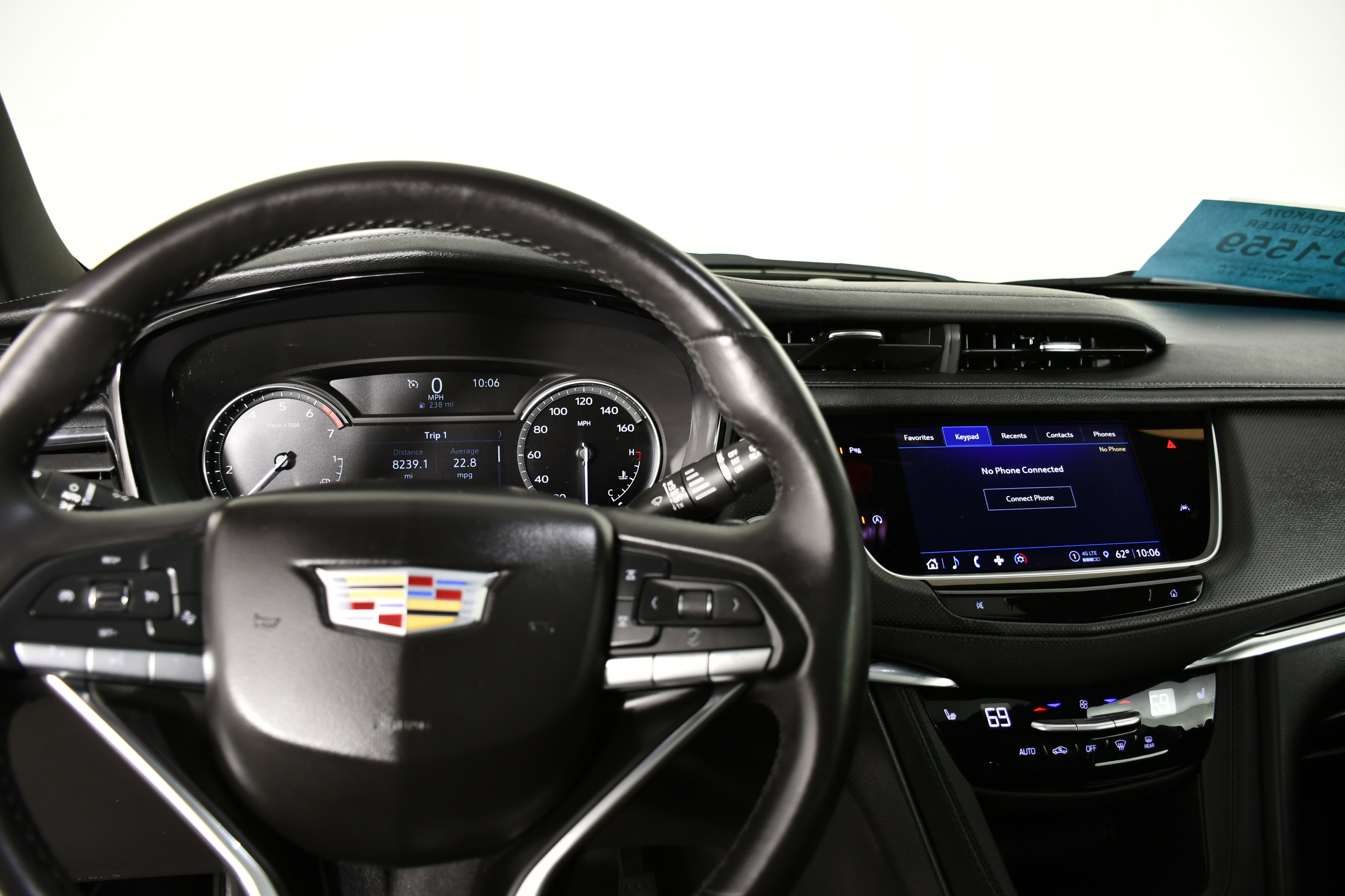 Used 2025 Cadillac XT6 Luxury image 16