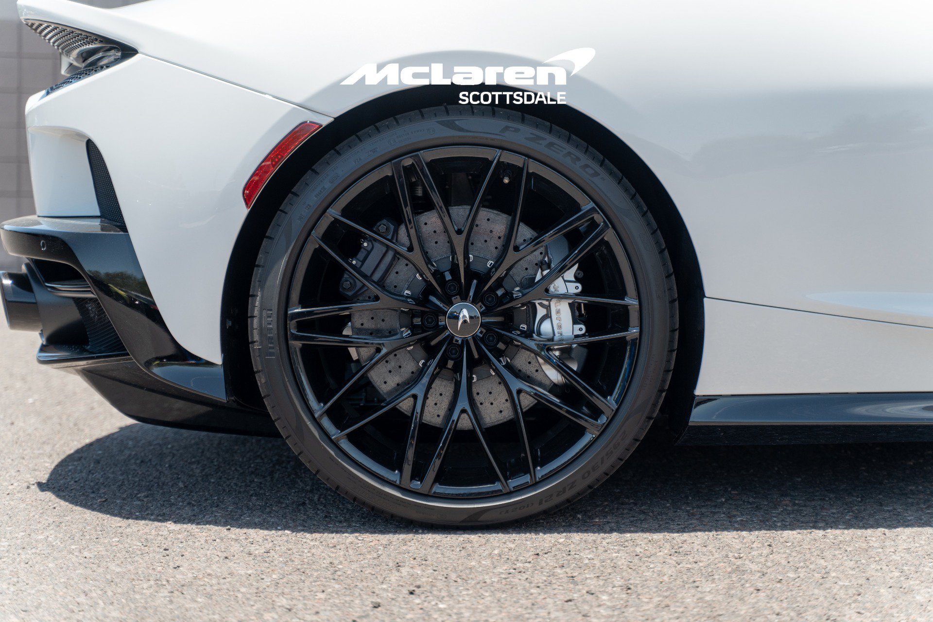 New 2026 McLaren GTS RWD image 29