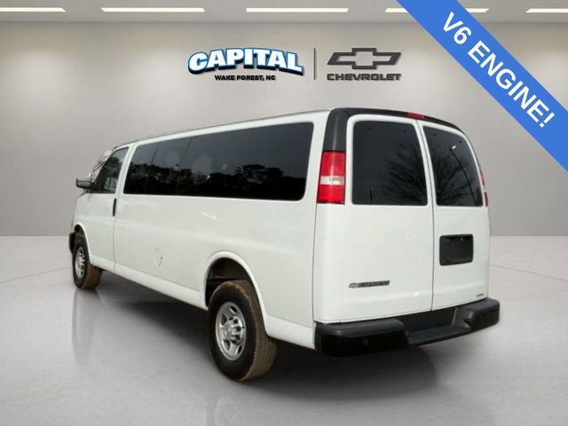 Used 2022 Chevrolet Express 3500 LS image 3