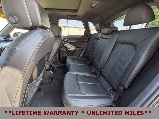 Used 2024 Audi Q3 2.0T Premium image 15