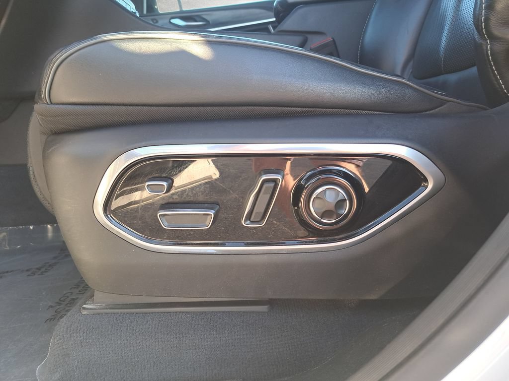 Certified 2023 Jeep Grand Cherokee L Overland w/ Advanced Protech Group III AWD/4WD image 30