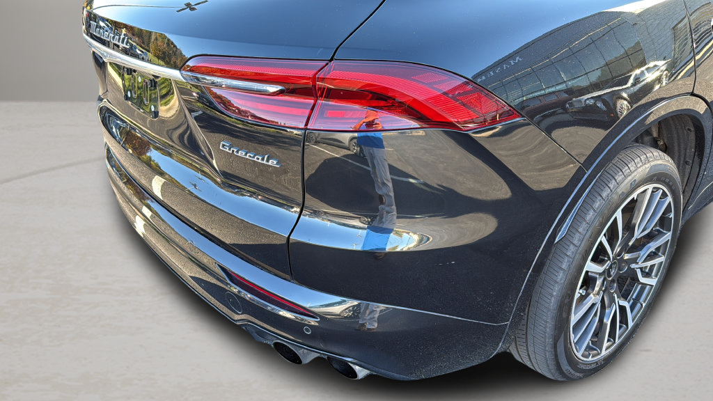 Used 2023 Maserati Grecale GT AWD/4WD image 11