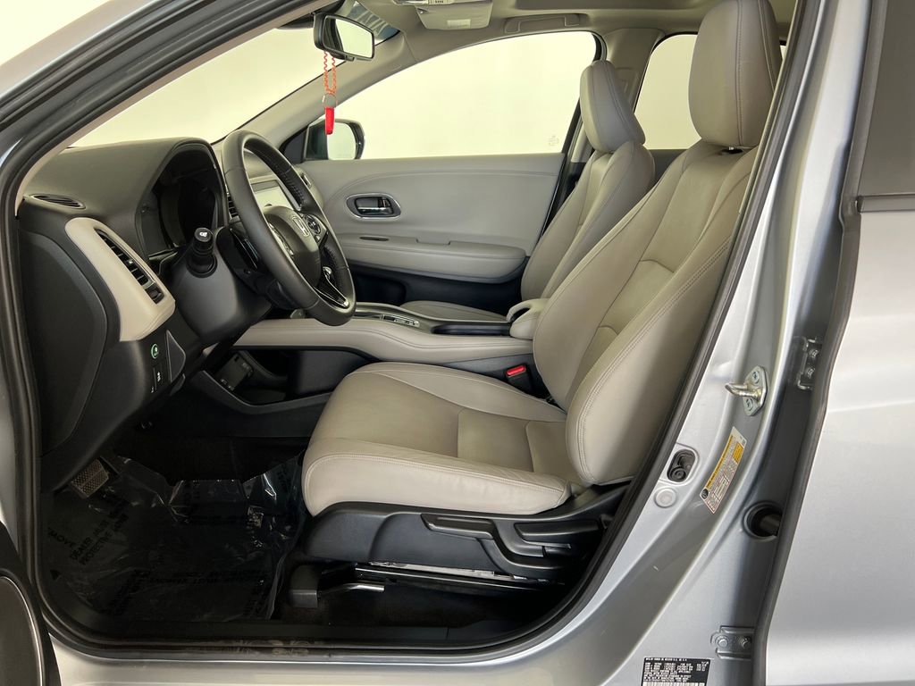 Used 2021 Honda HR-V EX-L image 11