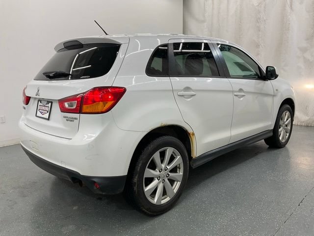 Used 2015 Mitsubishi Outlander Sport ES AWD/4WD image 7