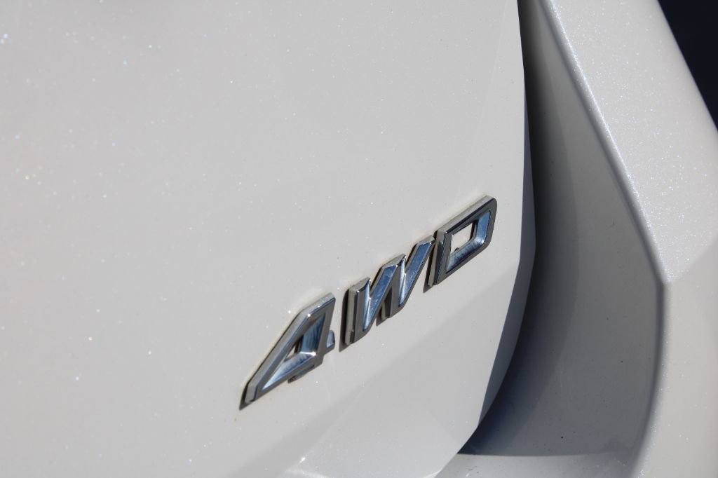 Used 2021 Ford Explorer King Ranch w/ Premium Technology Package image 9