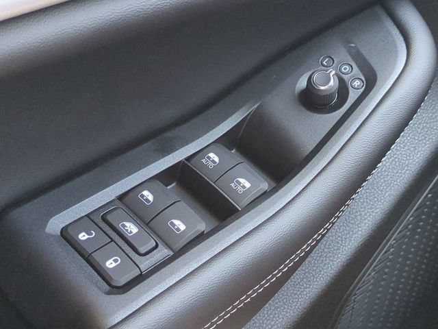 New 2026 Jeep Grand Cherokee L 4WD image 25