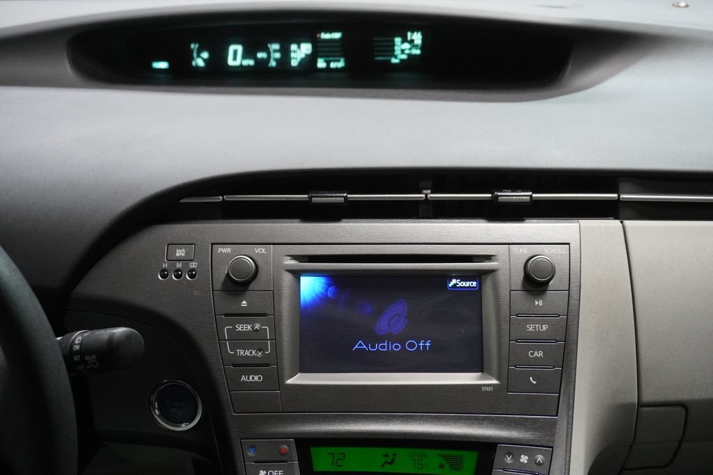 Used 2015 Toyota Prius Two FWD image 16