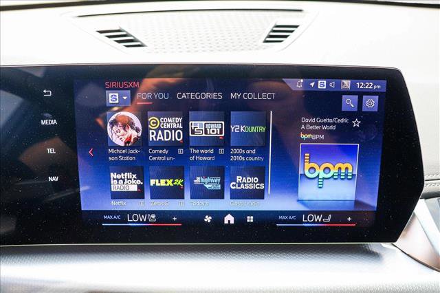 Used 2025 BMW X1 M35i w/ Shadowloine Package image 14