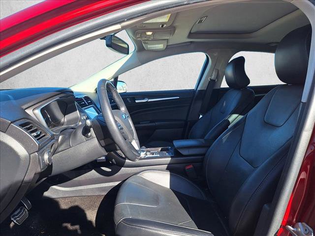 Used 2018 Ford Fusion Titanium image 10