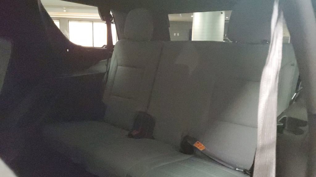 Used 2024 Chevrolet Tahoe LS image 14