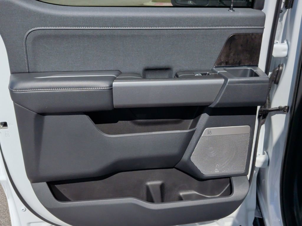 New 2026 Ford F250 Lariat w/ Lariat Premium Package image 37