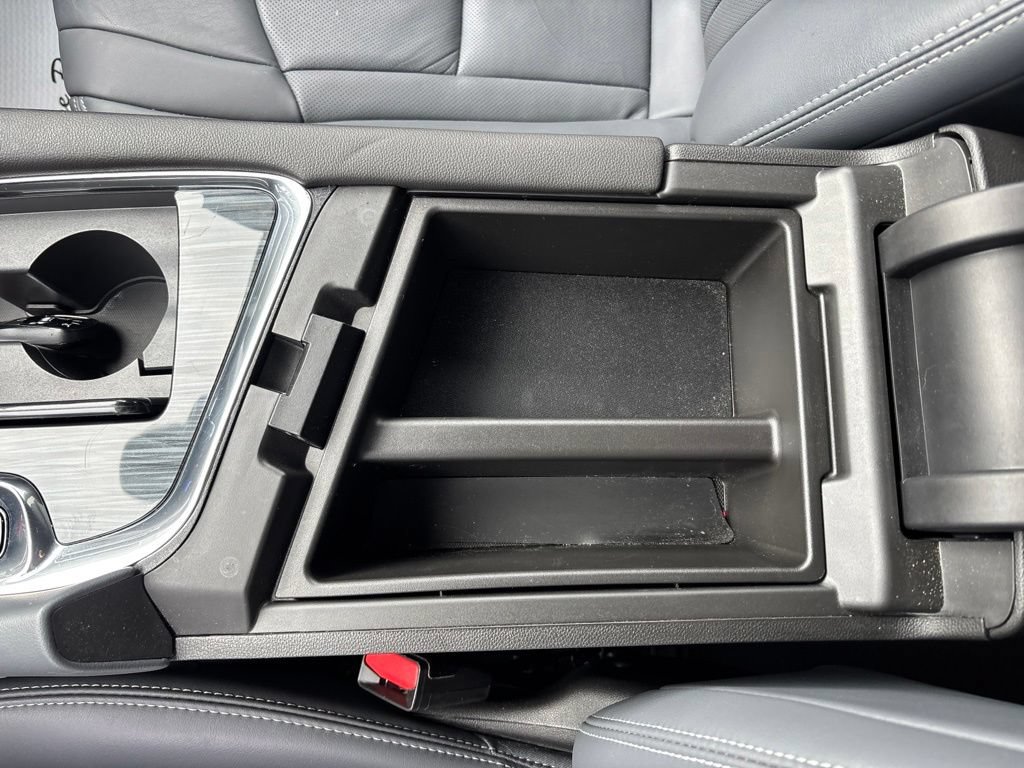 Used 2023 Buick Enclave Essence FWD image 17
