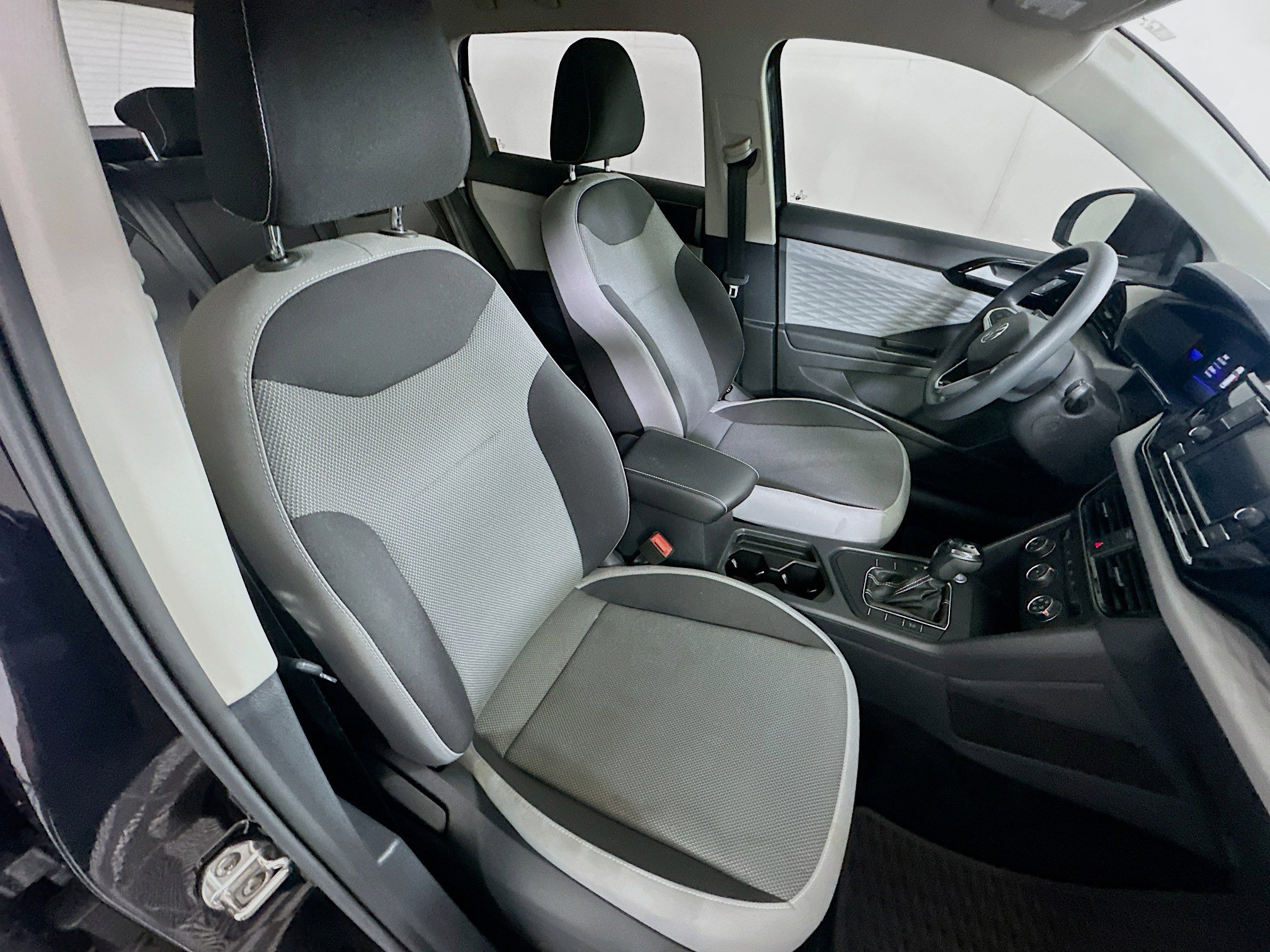 Used 2022 Volkswagen Taos S FWD image 29