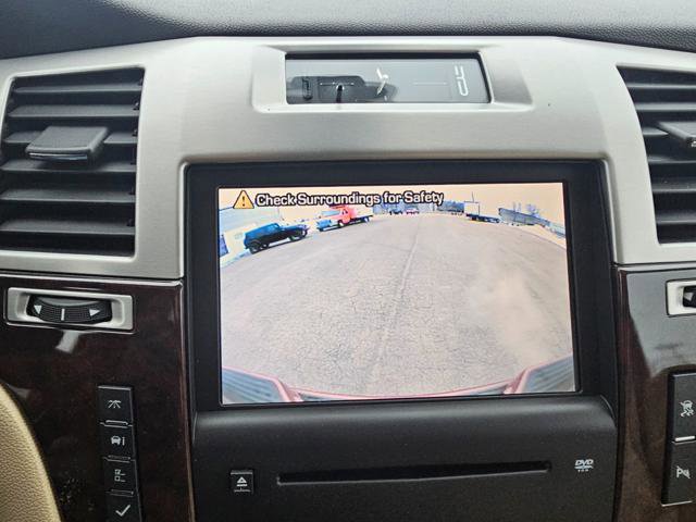 Used 2007 Cadillac Escalade EXT w/ Information Package image 14