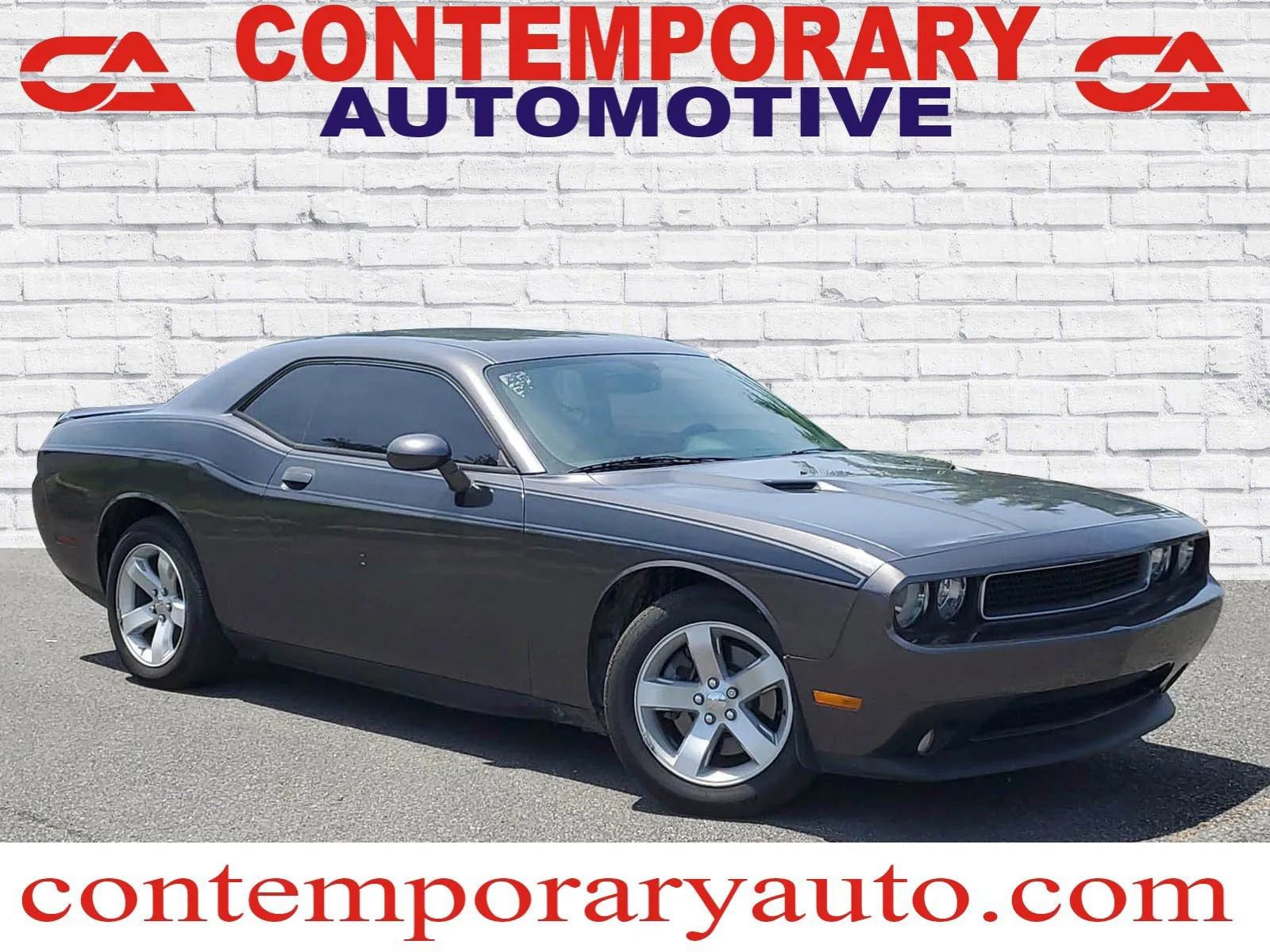 Used 2014 Dodge Challenger R/T image 1