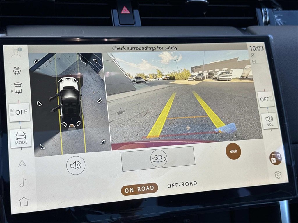 New 2025 Land Rover Discovery Sport S image 24