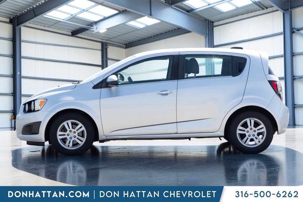 Used 2016 Chevrolet Sonic LT FWD image 3