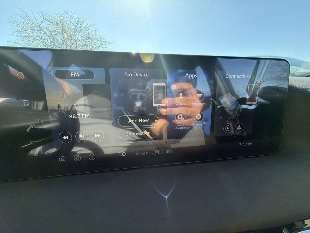 New 2026 Nissan Sentra SV w/ SV Convenience Package FWD image 16