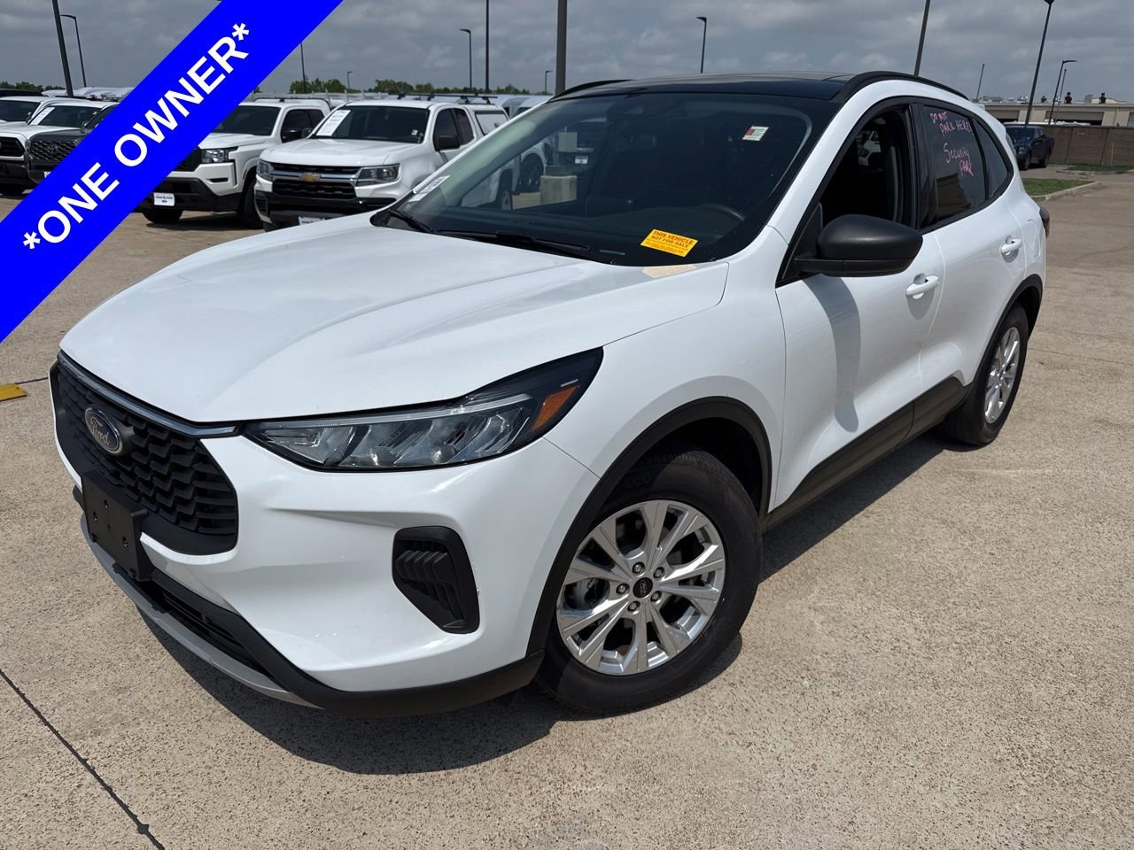 Used 2025 Ford Escape Active image 1