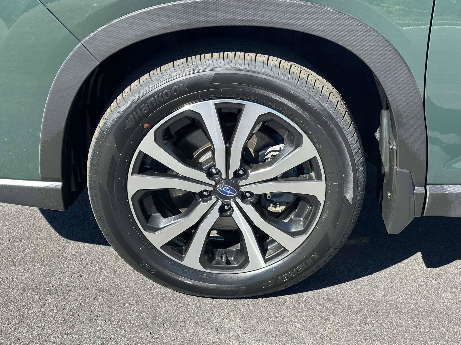 Used 2023 Subaru Forester Limited AWD/4WD image 29