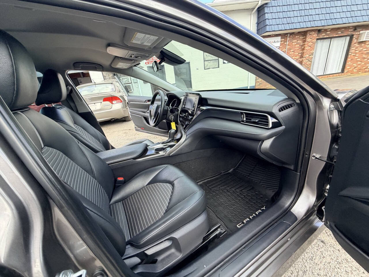 Used 2021 Toyota Camry LE FWD image 52