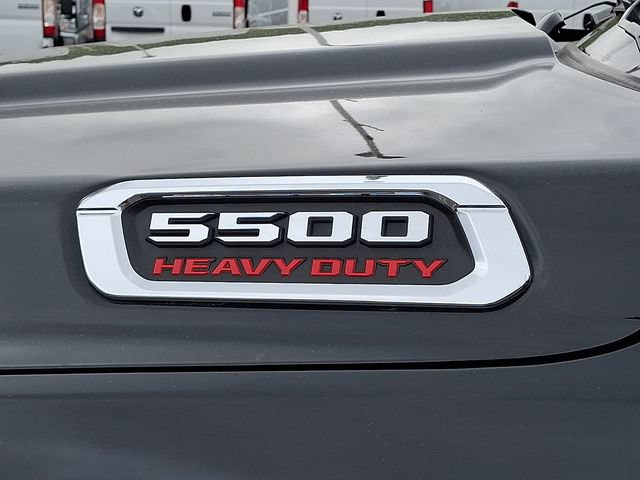 Used 2025 RAM 5500 4x4 Crew Cab image 30