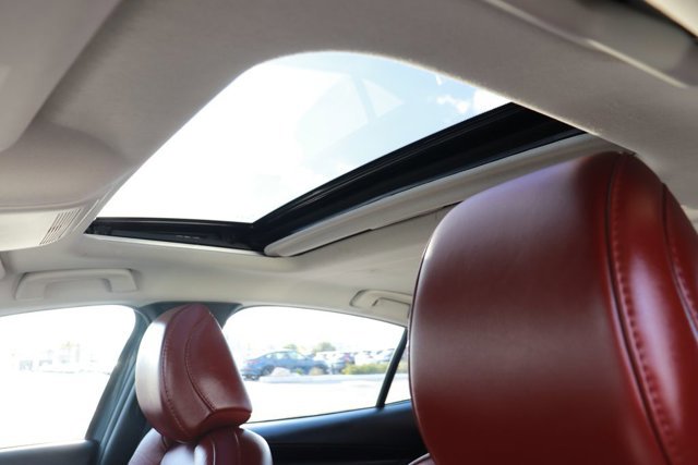 Used 2025 MAZDA MAZDA3 s image 23