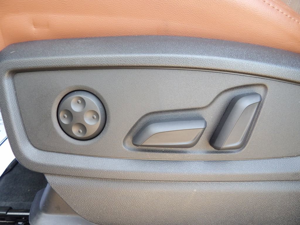 Used 2025 Audi Q5 2.0T Premium Plus image 14