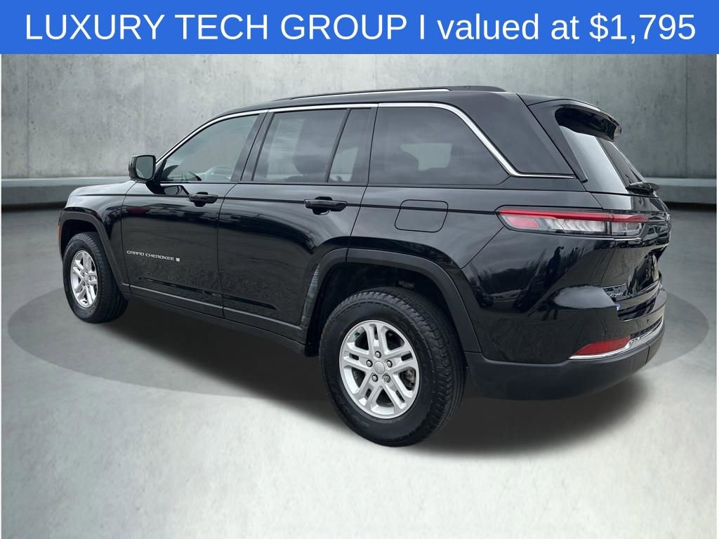 Used 2023 Jeep Grand Cherokee Laredo w/ Luxury Tech Group I image 4