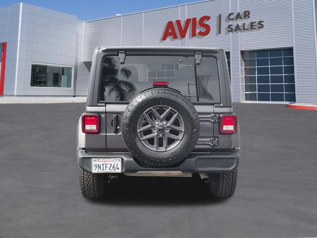Used 2025 Jeep Wrangler Unlimited Sport AWD/4WD image 7