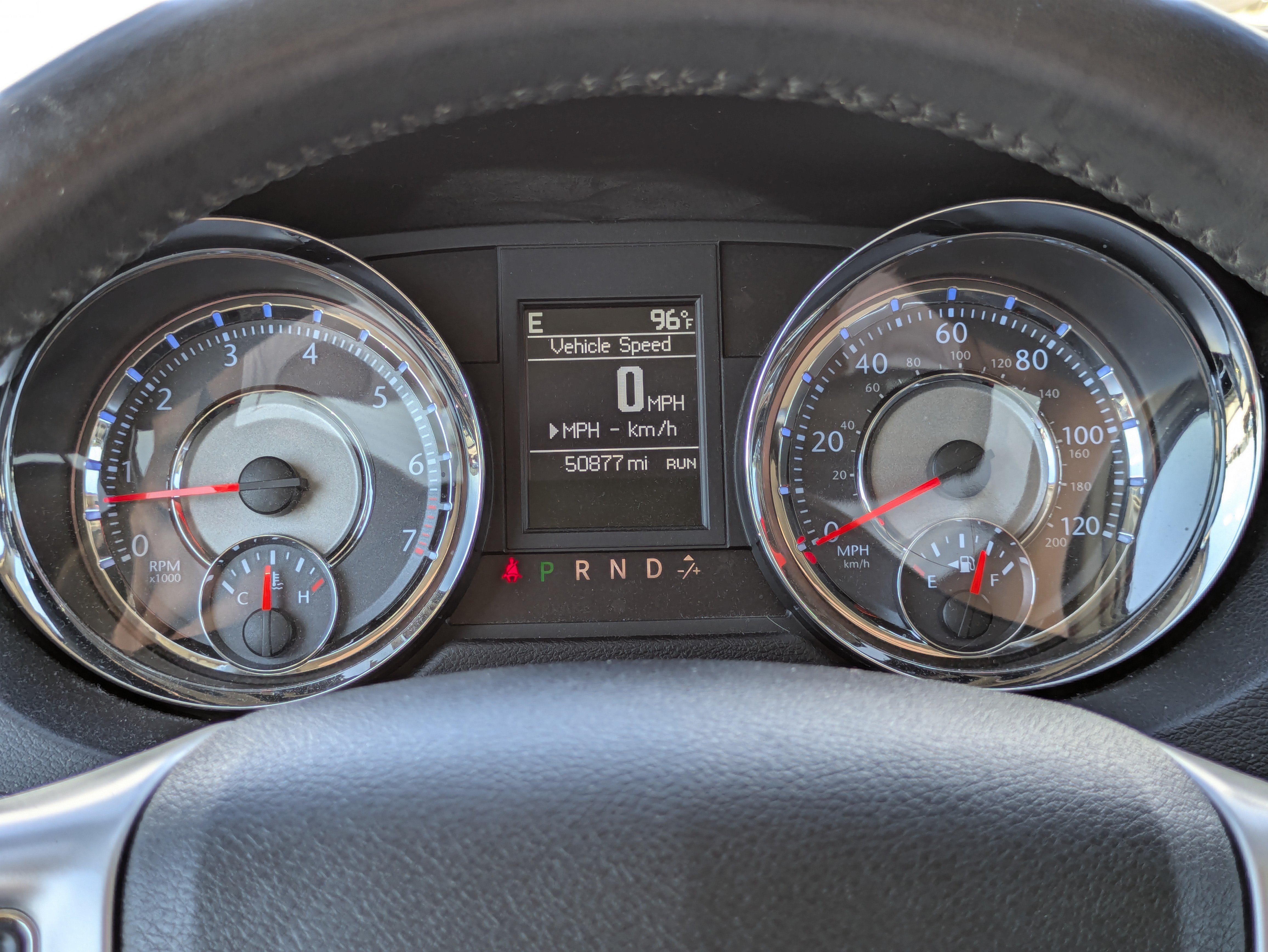 Used 2016 Chrysler Town & Country Touring FWD image 26