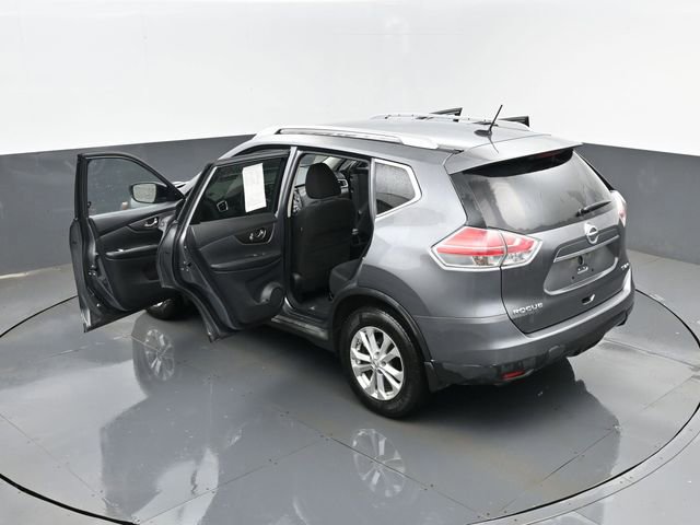 Used 2015 Nissan Rogue SV w/ SV Premium Package image 26