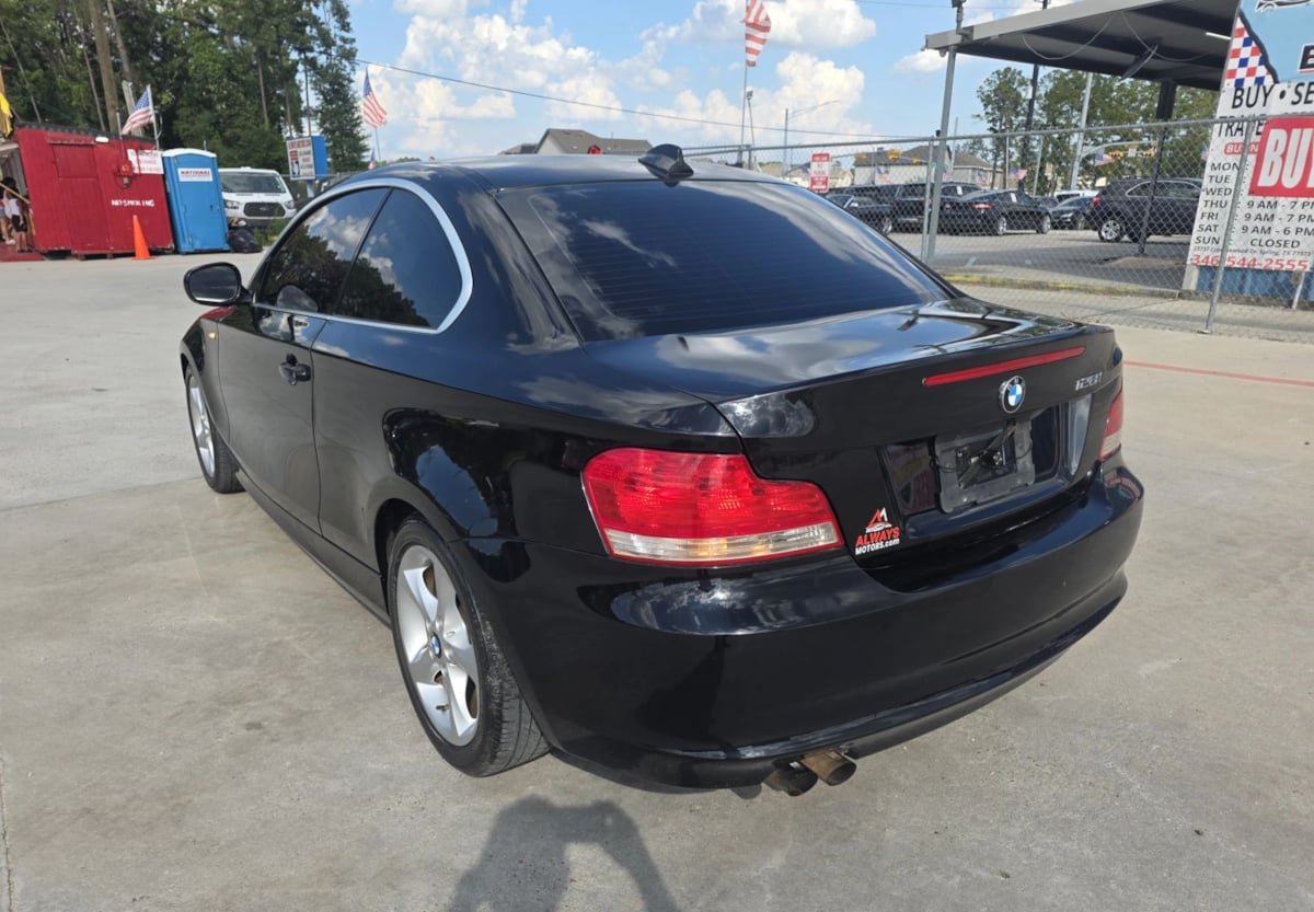 Used 2011 BMW 128i Coupe RWD image 11