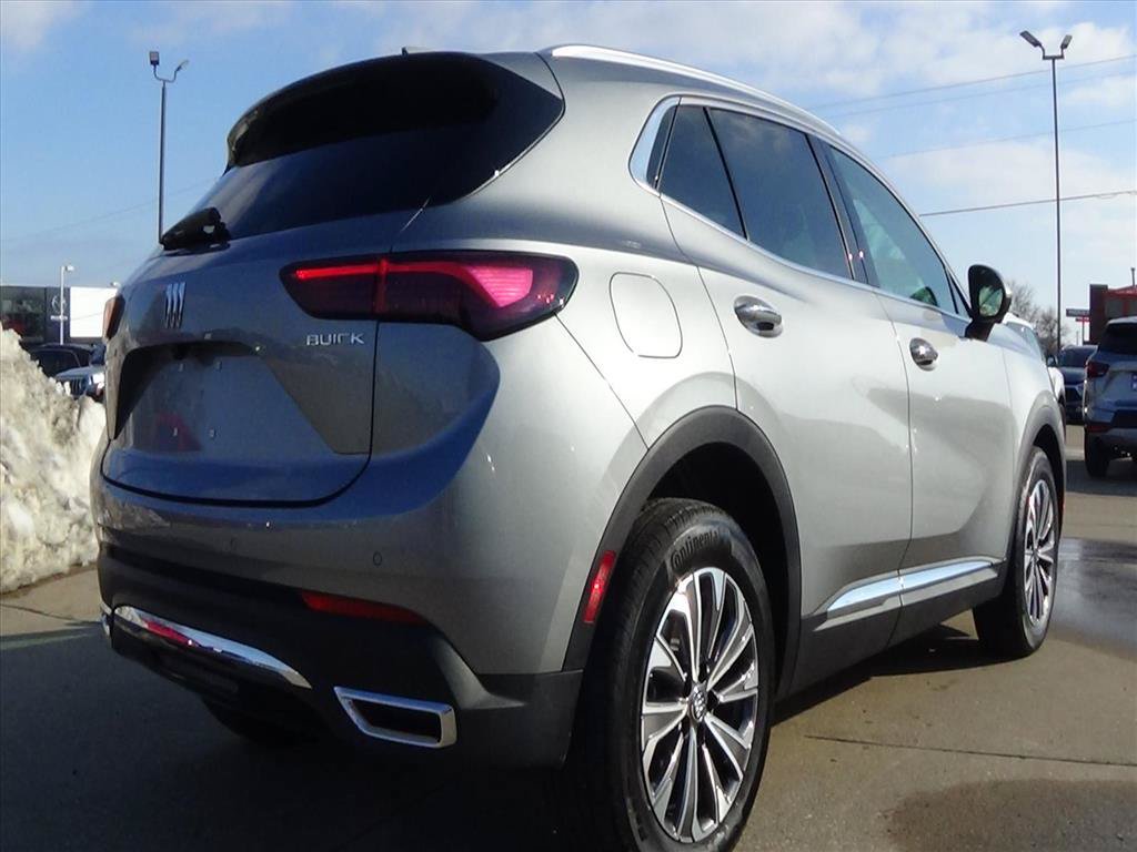 Used 2025 Buick Envision Preferred AWD/4WD image 6