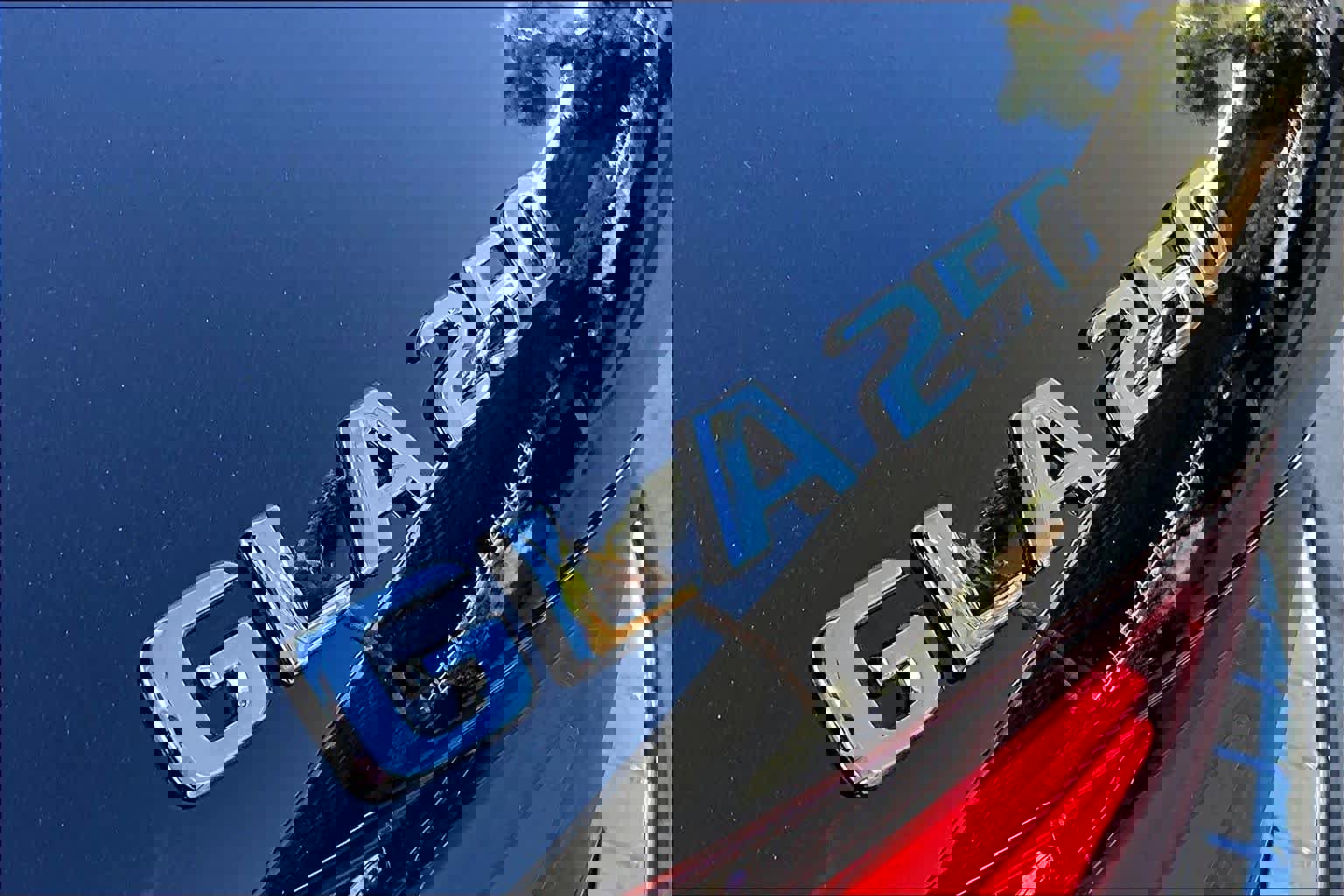 Used 2025 Mercedes-Benz GLA 250 image 9