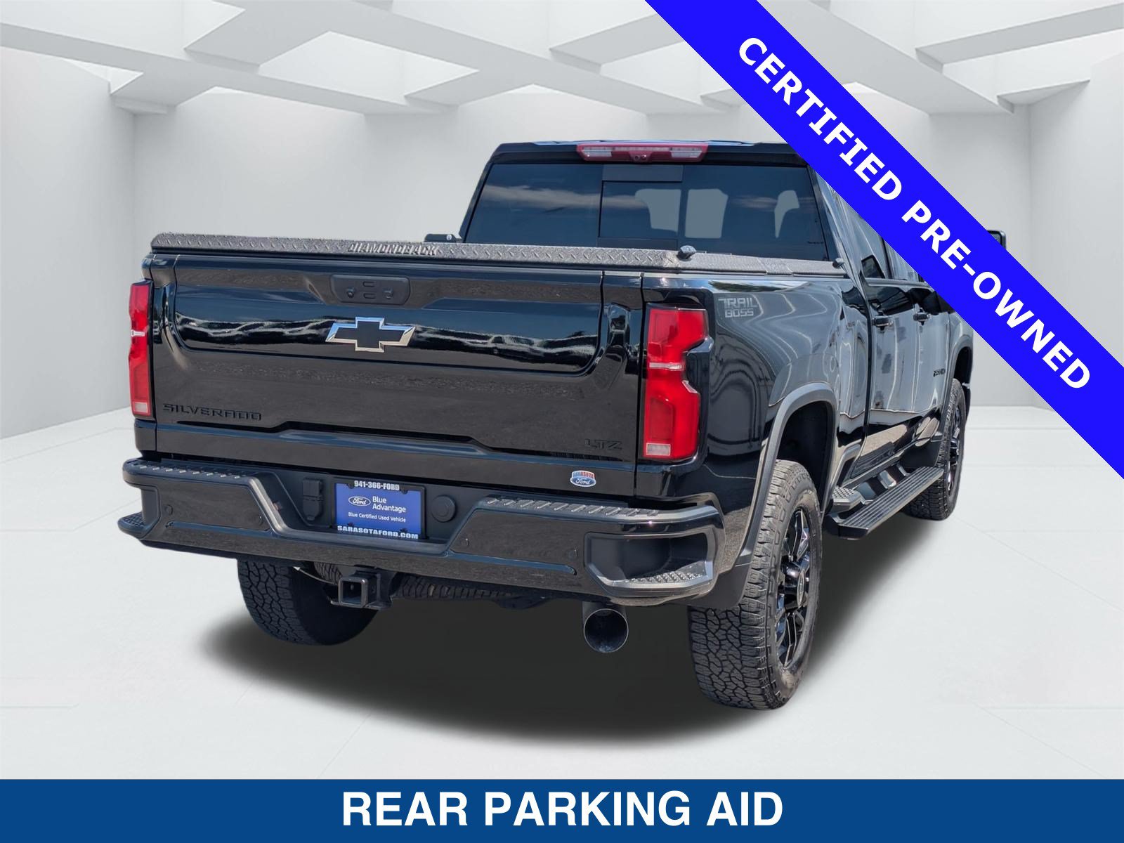 Used 2025 Chevrolet Silverado 2500 LTZ w/ Trail Boss Package AWD/4WD image 4