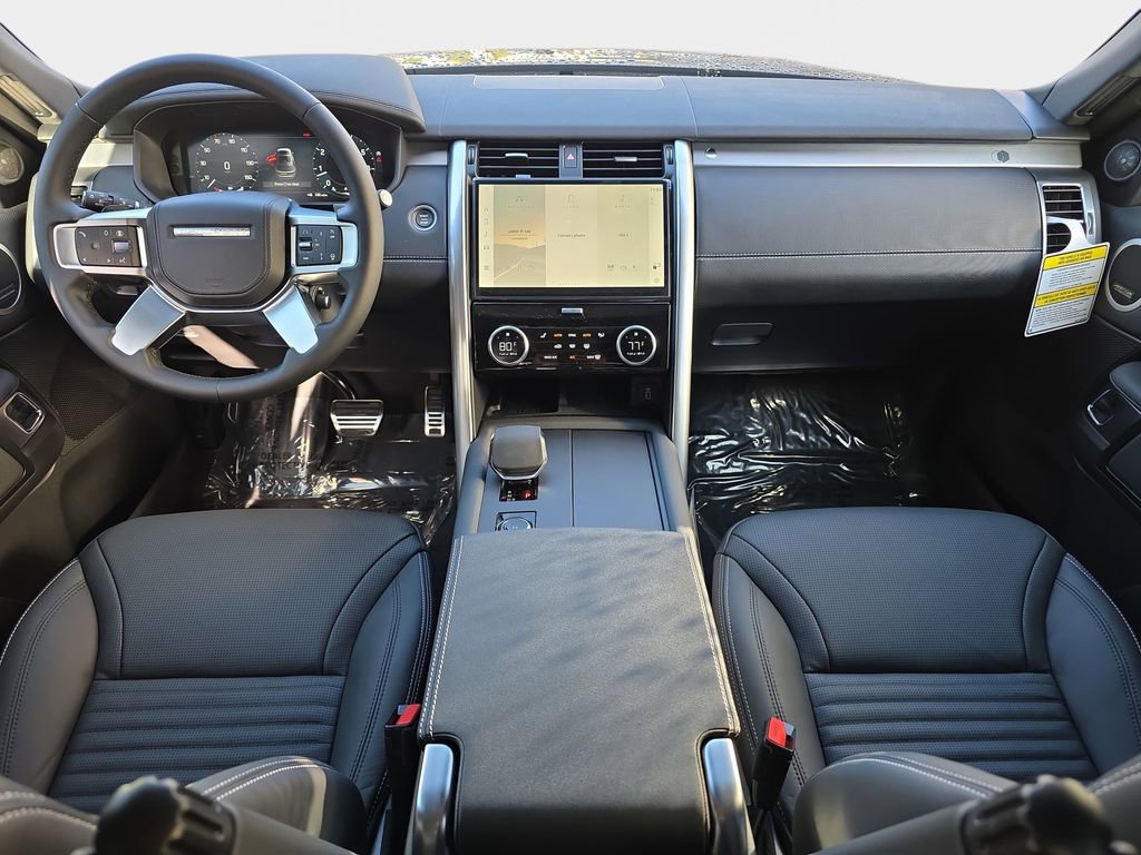New 2026 Land Rover Discovery Limited Edition AWD/4WD image 9