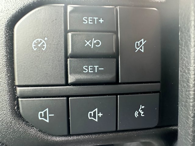 New 2027 Ford F350 XLT w/ XLT Premium Package AWD/4WD image 14