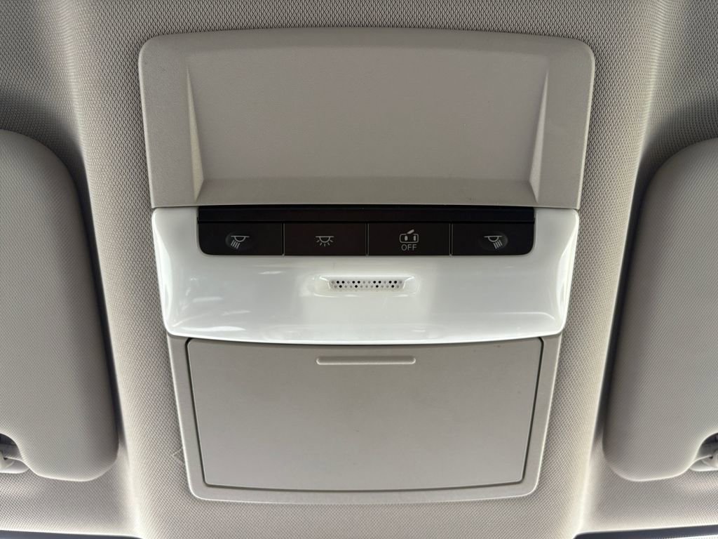 Used 2023 Nissan Rogue S FWD image 29