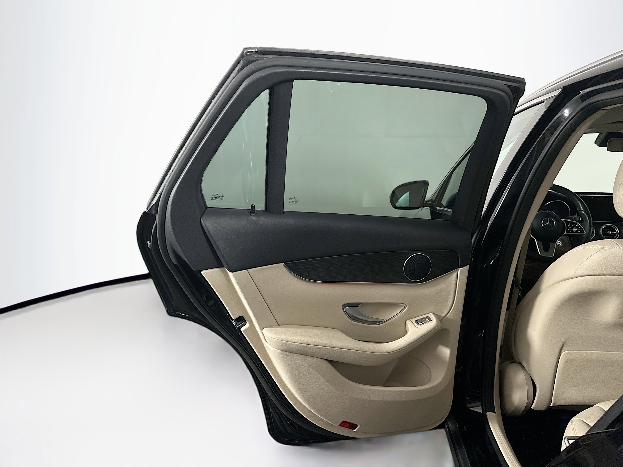 Used 2022 Mercedes-Benz GLC 300 GLC 300 image 27